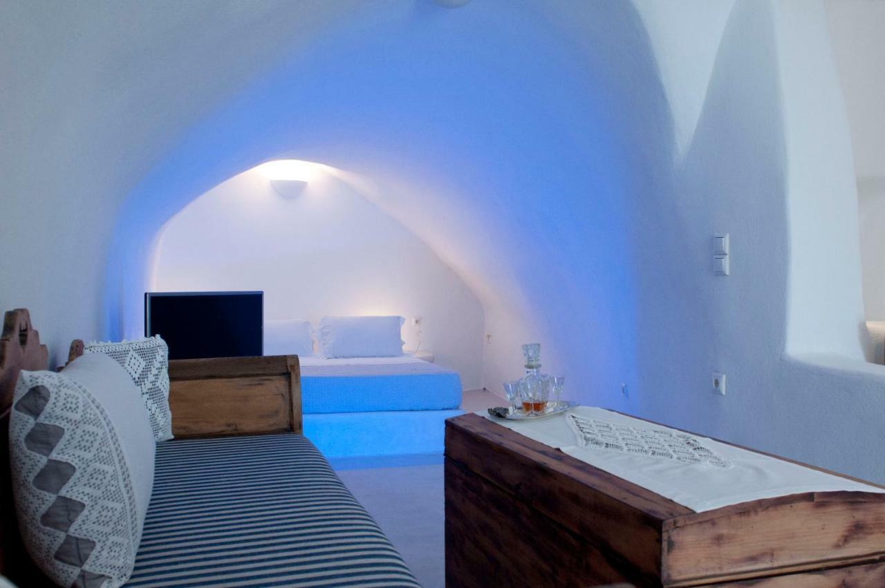 Olyra Traditional Cave Houses Pyrgos Kallistis Exterior photo